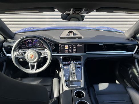 Certified 2018 Porsche Panamera 4S image 28