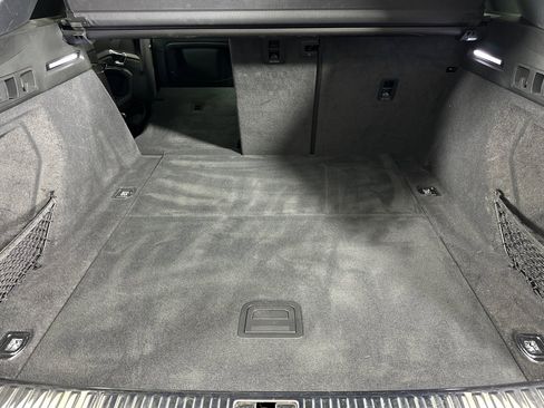 Used 2023 Audi e-tron Premium w/ Convenience Plus Package image 14