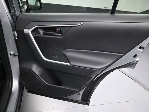 Certified 2025 Toyota RAV4 LE AWD/4WD image 30