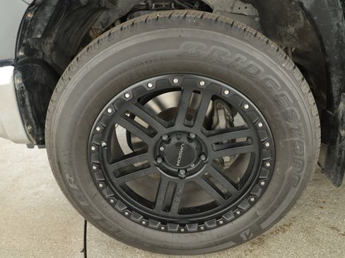 Used 2014 Toyota Tundra SR5 image 7