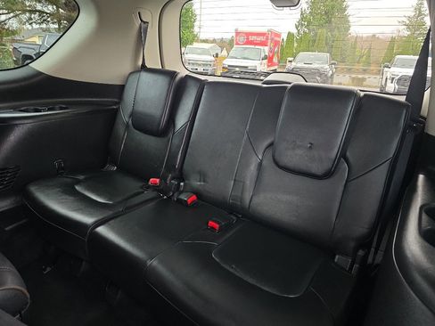 Used 2023 Nissan Armada Platinum w/ Captain's Chairs Package image 21