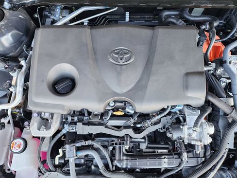 Used 2025 Toyota Camry XSE image 48