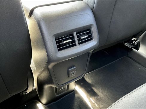 Used 2020 Chevrolet Equinox LT image 66