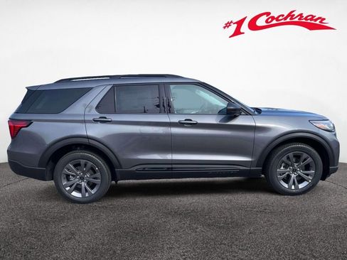 New 2026 Ford Explorer Active AWD/4WD image 6