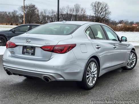 Used 2019 INFINITI Q50 Luxe w/ Essential Package (3.0T Luxe) image 7
