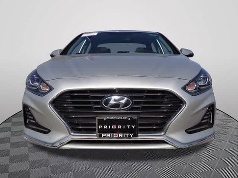 Used 2018 Hyundai Sonata Limited image 6