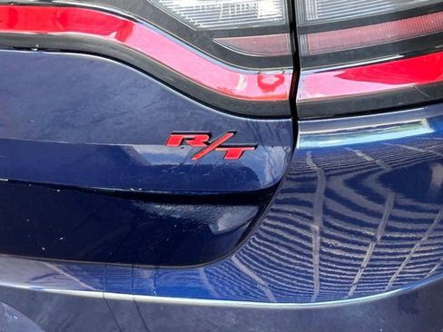 Used 2017 Dodge Charger R/T Scat Pack RWD image 19