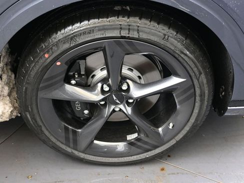 New 2026 Genesis GV70 3.5T Sport Prestige image 9