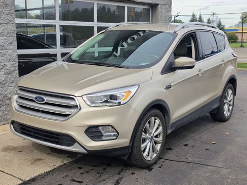 Used 2018 Ford Escape Titanium AWD/4WD image 1