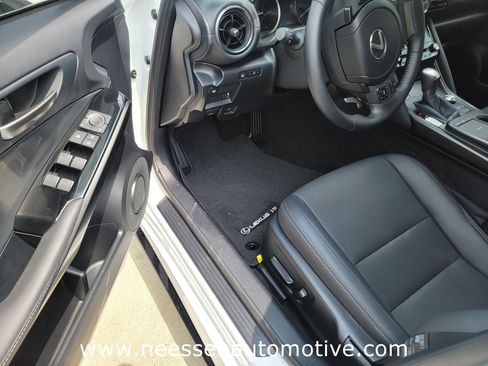Used 2025 Lexus IS 350 F Sport w/ Accessory Package 2 RWD image 14