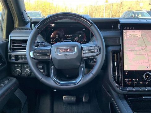 New 2026 GMC Yukon AT4 Ultimate AWD/4WD image 4