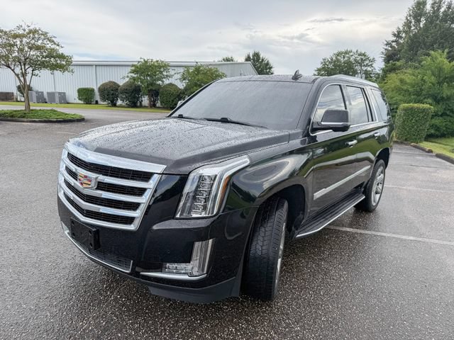 Used 2018 Cadillac Escalade Luxury RWD image 9