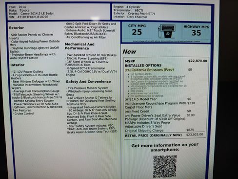 Used 2014 Toyota Camry LE image 19