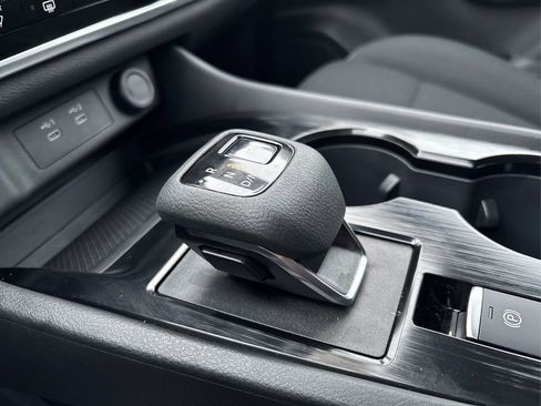 Certified 2025 Nissan Rogue S image 31