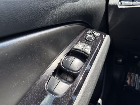 Used 2023 Nissan Altima 2.5 SV FWD image 26