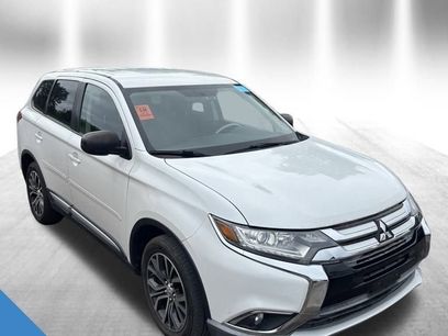 Used 2016 Mitsubishi Outlander SE