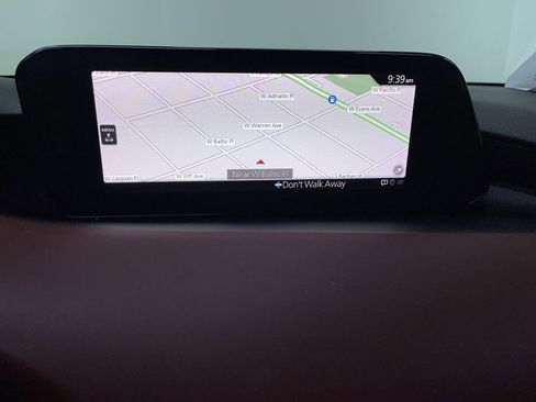 Used 2021 MAZDA MAZDA3 Hatchback w/Premium Plus Pkg image 22