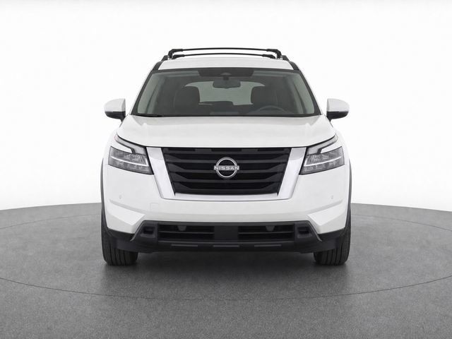 Used 2023 Nissan Pathfinder SV w/ SV Premium Package AWD/4WD image 5