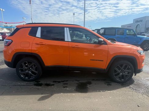 New 2026 Jeep Compass Latitude image 2