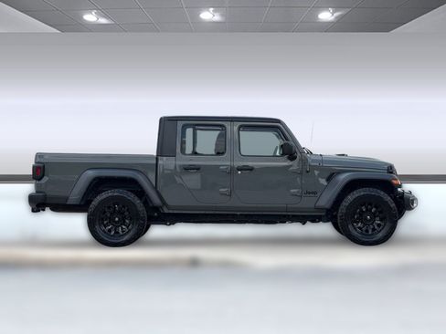 Used 2023 Jeep Gladiator Sport AWD/4WD image 8