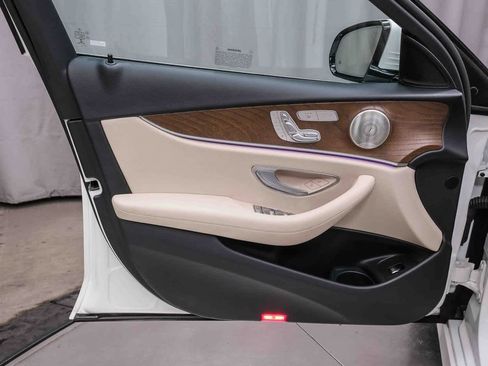 Certified 2022 Mercedes-Benz E 350 Sedan image 23