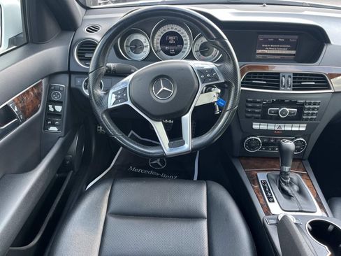 Used 2014 Mercedes-Benz C 250 Sedan image 13