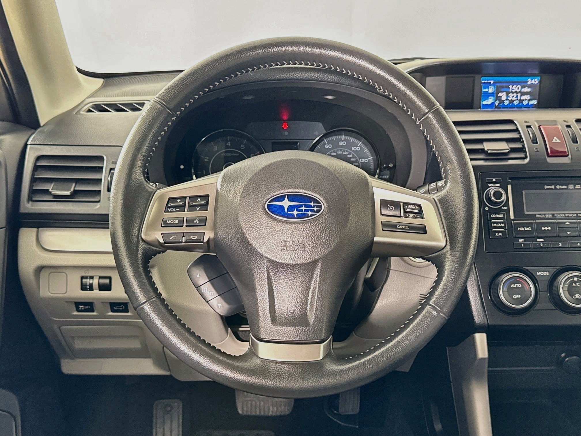 Used 2015 Subaru Forester 2.5i Touring AWD/4WD image 14