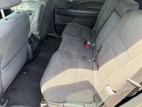 Used 2022 Honda Pilot Sport image 13