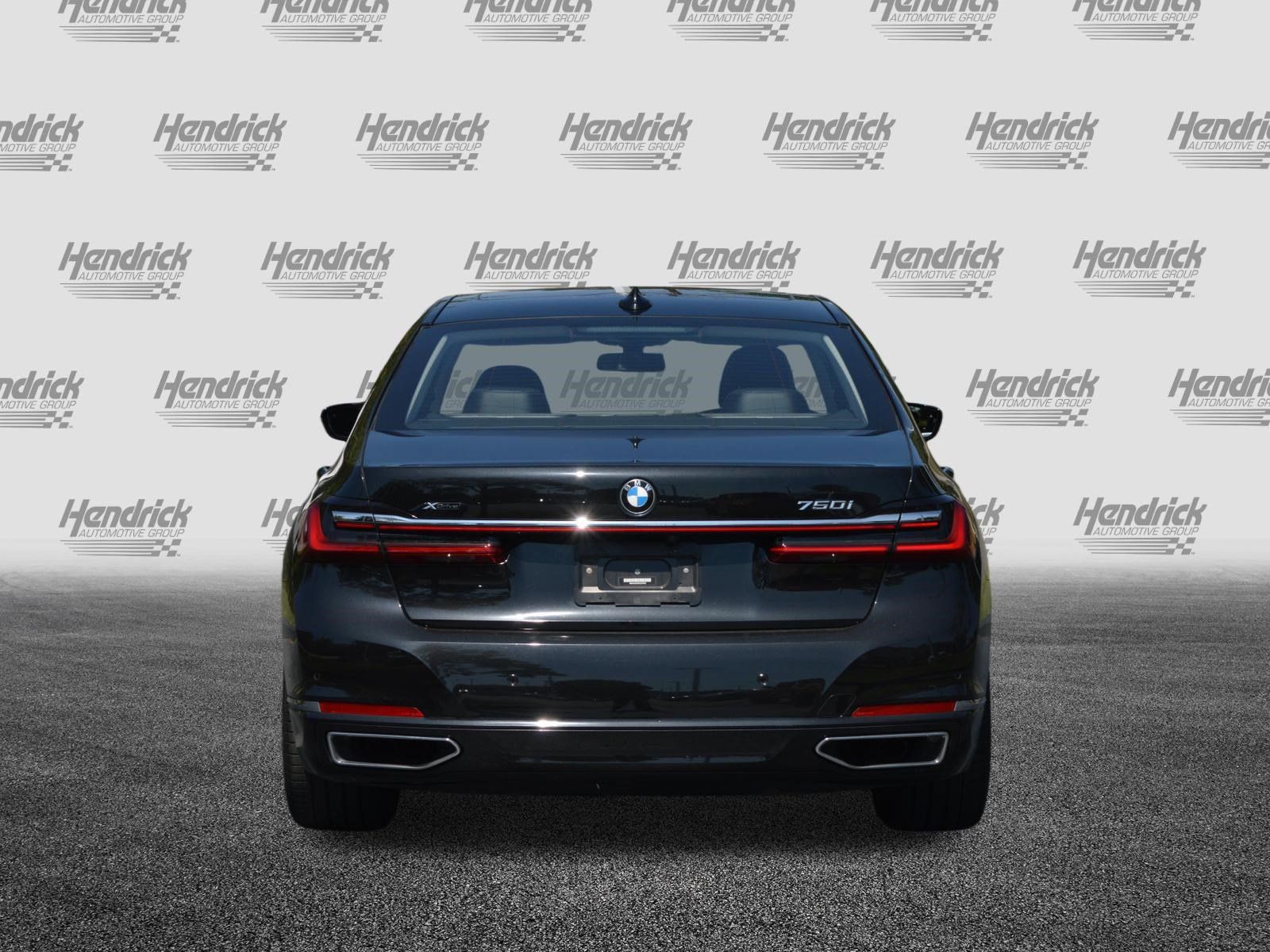 Used 2022 BMW 750i xDrive w/ Executive Package AWD/4WD image 10