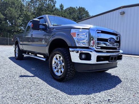 Used 2012 Ford F250 Lariat w/ FX4 Off Road Pkg AWD/4WD image 3