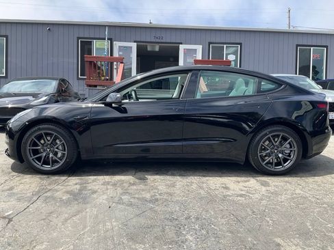Used 2023 Tesla Model 3 Standard Range RWD image 5