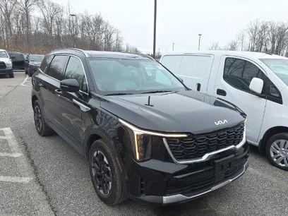 Used 2025 Kia Sorento S w/ Panoramic Sunroof Package