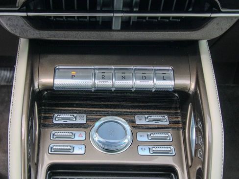 Used 2025 Lincoln Nautilus Black Label w/ Jet Appearance Package AWD/4WD image 29