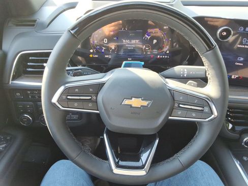 New 2026 Chevrolet Suburban High Country AWD/4WD image 27