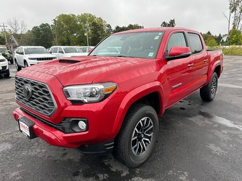 Used 2023 Toyota Tacoma TRD Sport image 10