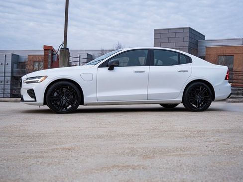 Certified 2024 Volvo S60 T8 Ultimate w/ Climate Package image 3