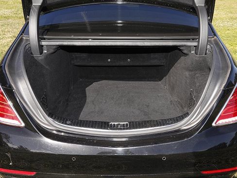 Used 2014 Mercedes-Benz S 550 Sedan image 30