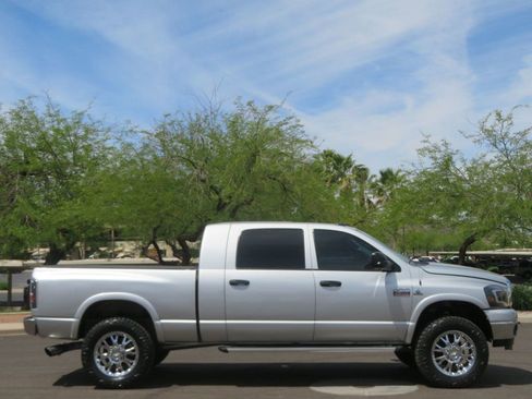 Used 2007 Dodge Ram 2500 Truck SLT w/ Light Group AWD/4WD image 3