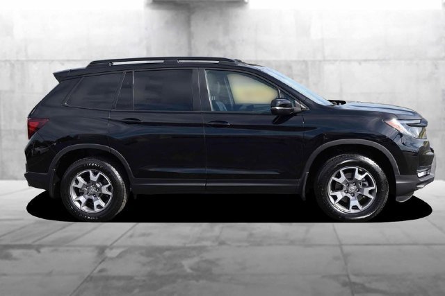Certified 2022 Honda Passport TrailSport image 5