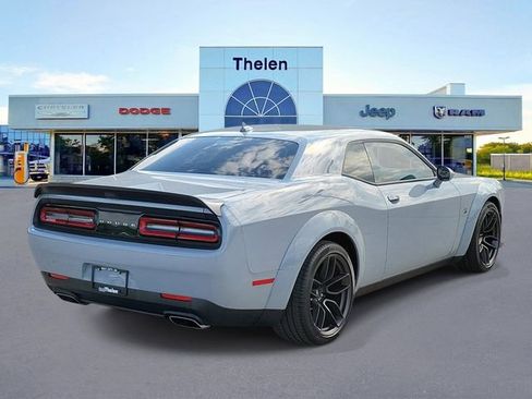 Used 2022 Dodge Challenger R/T Scat Pack RWD image 5
