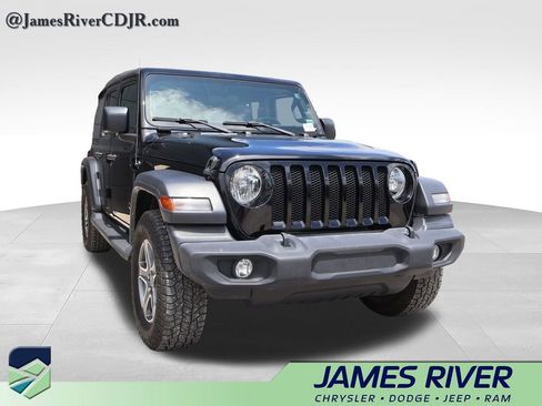 Used 2022 Jeep Wrangler Unlimited Sport AWD/4WD image 6