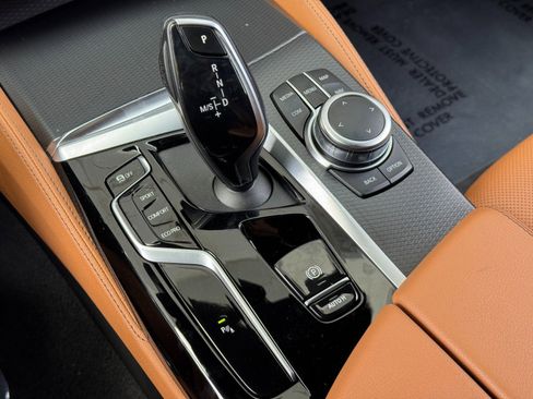 Used 2022 BMW 540i w/ M Sport Package RWD image 32