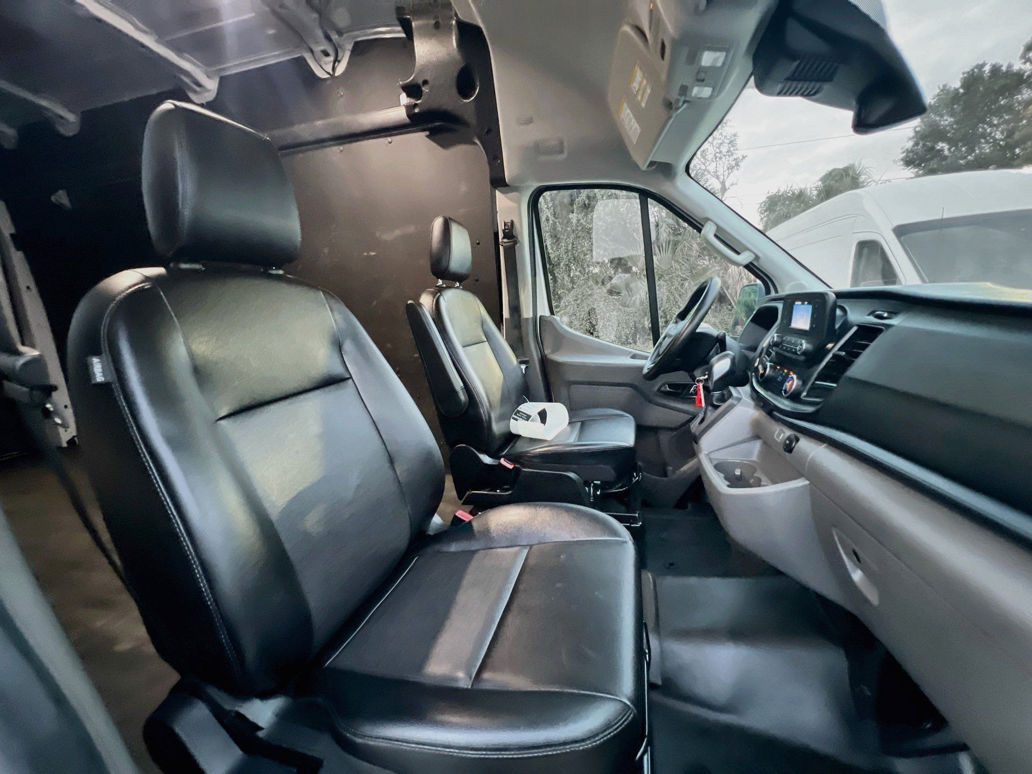 Used 2023 Ford Transit 250 148 High Roof w/ Load Area Protection Package RWD image 26