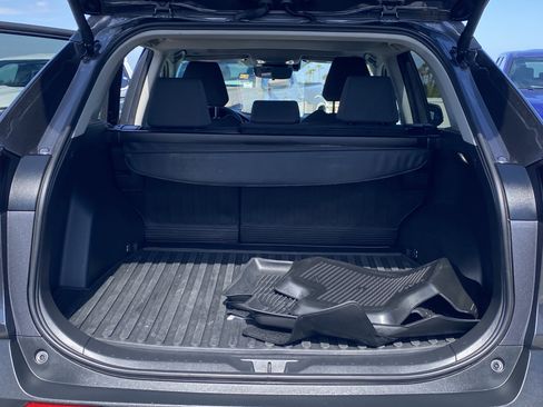 Certified 2025 Toyota RAV4 XLE w/ Convenience Package FWD image 21