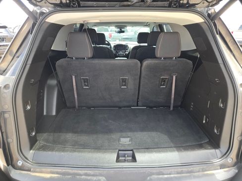 Used 2019 Chevrolet Traverse LT FWD image 22