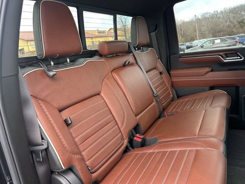 Used 2024 GMC Sierra 2500 Denali Ultimate w/ LPO, GMC Protection Package image 38