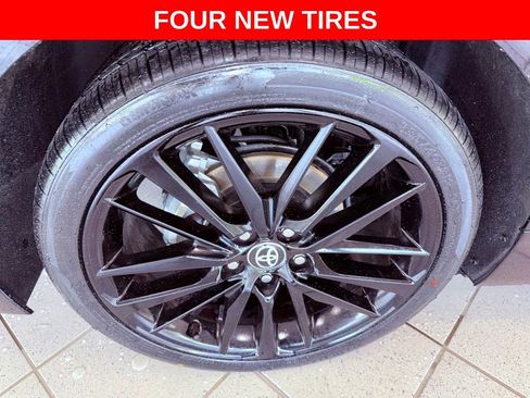 Used 2022 Toyota Camry XSE w/ Navigation Package image 4