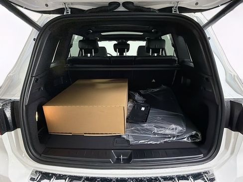 New 2026 Mercedes-Benz GLB 250 4MATIC image 27