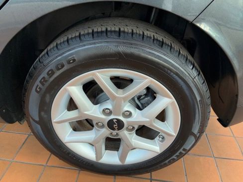 Used 2023 Kia Soul LX w/ Option Group 015 image 14