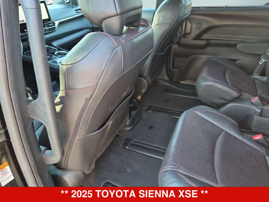 Used 2025 Toyota Sienna XSE w/ XSE Premium Package AWD/4WD image 18